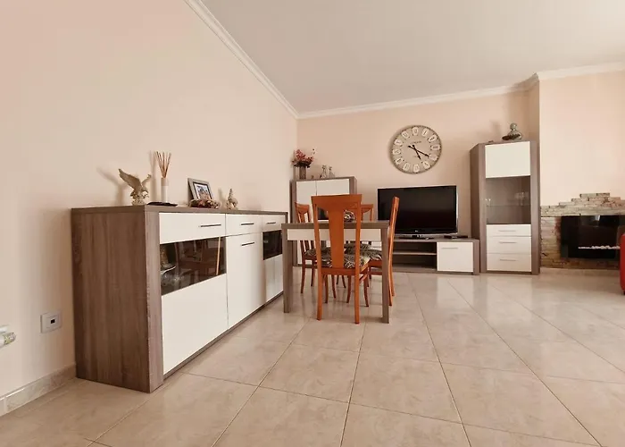 Casa Angela * Lagos